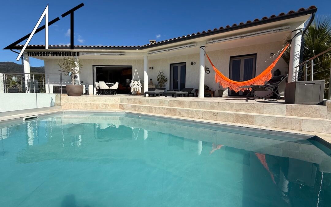 Magnifique villa avec piscine et belle vue mer – montagnes