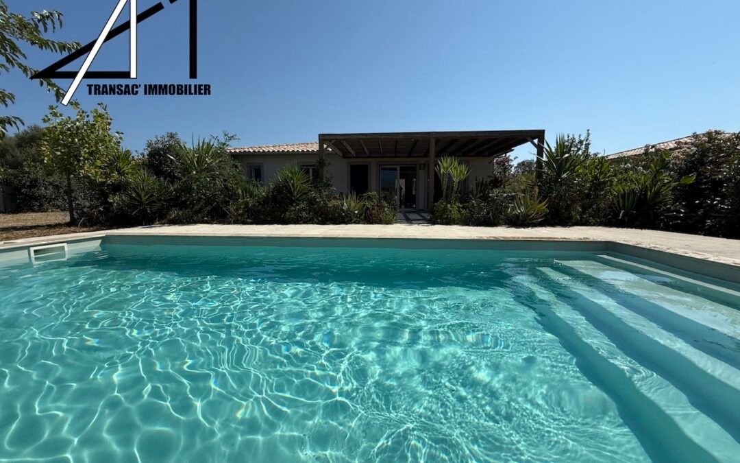 Belle villa de plain-pied avec piscine, appartement T2 Garage