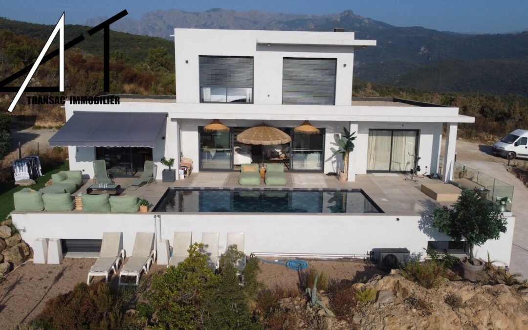 Magnifique villa contemporaine T7 avec piscine – vue mer panoramique et montagne