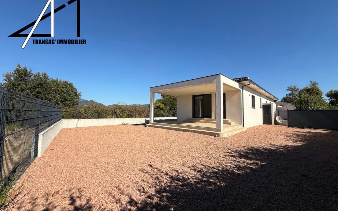 Charmante maison de plain-pied sans vis à vis au calme. Coup de coeur assuré !
